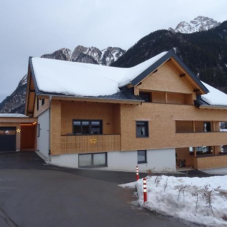 Appartement Haus Amatschon à Brand  Extérieur photo